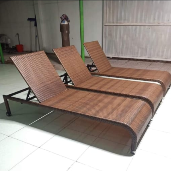 Outdoor swimming pool bed bed frame iron bunai PVC - Rattan - Wicker cushion waterproof